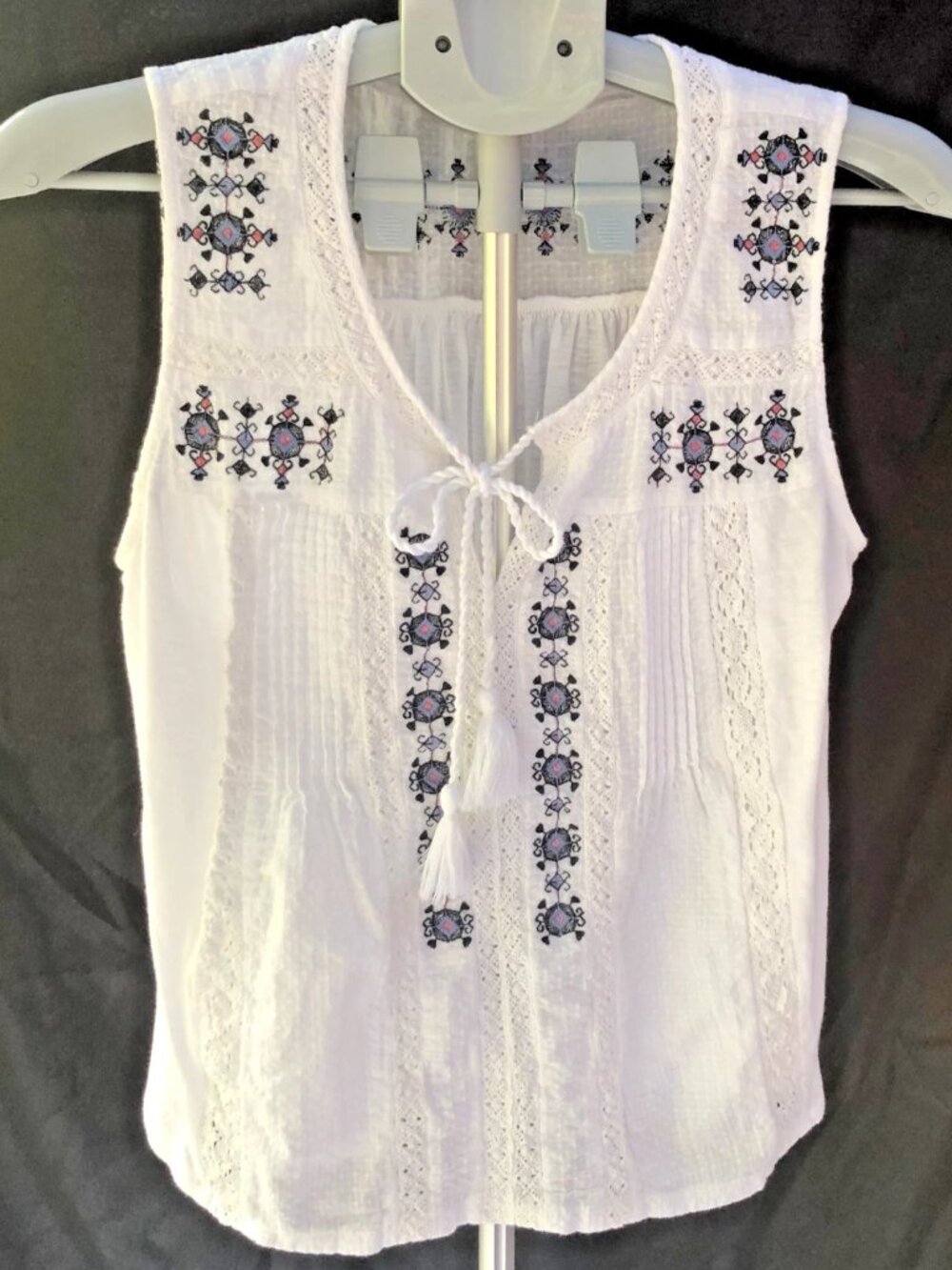 Lucky Brand Womens Sleeveless Boho Peasant Top White Embroidered Crochet Size S - Picture 2 of 10